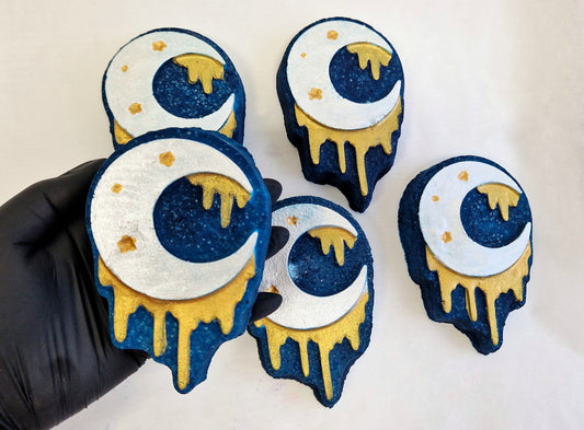 Moon Drip Bath Bomb