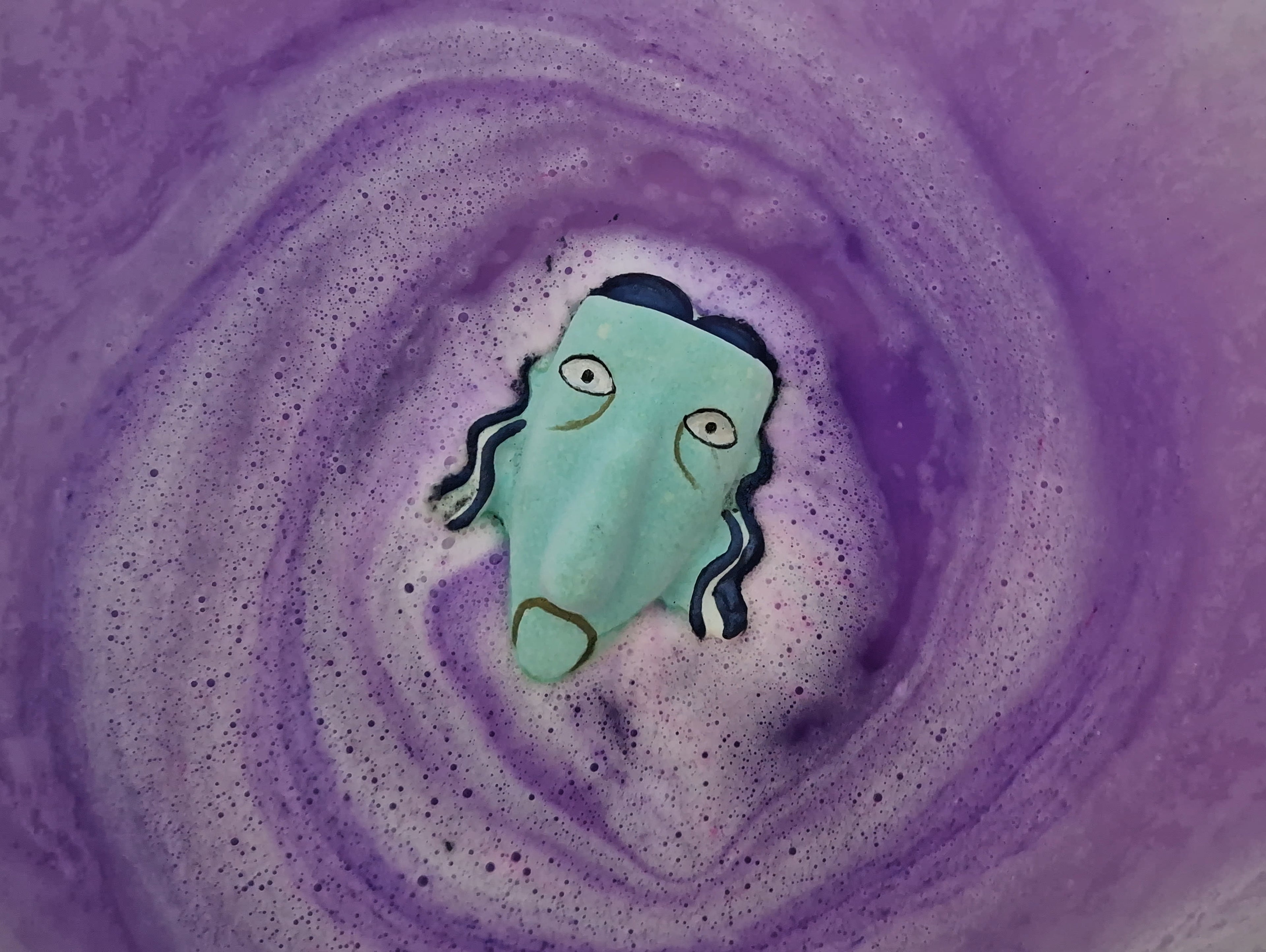 Shock trick or treater Bath Bomb