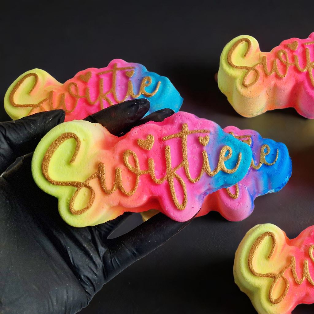 Swiftie Bath Bomb