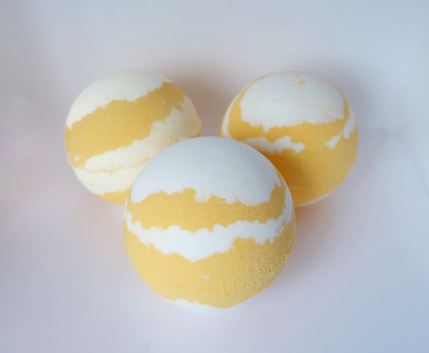 Coco Mango Bath Bomb