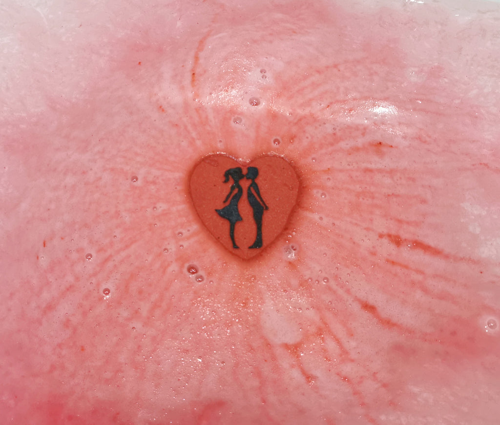 Valentines Kiss Bath Bomb